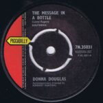 Donna Douglas – The Message In A Bottle - 7N.35031 - 7-inch Vinyl Record