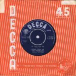 Brian Poole and The Tremeloes - Do You Love Me - Decca F.11739- 7-inch Vinyl Record