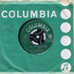 The John Barry Seven And Orchestra ‎– The James Bond Theme - 7-inch Vinyl Record